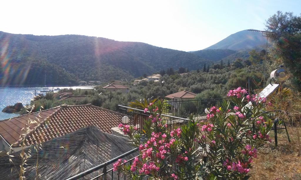 דירות מיקרוס גיאלוס Porto Poros מראה חיצוני תמונה