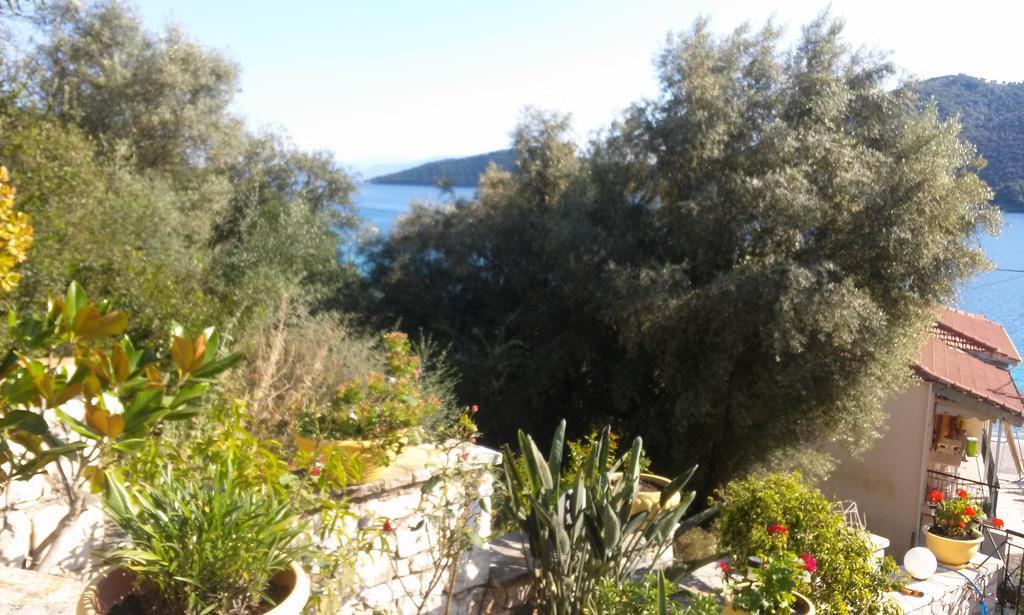 דירות מיקרוס גיאלוס Porto Poros מראה חיצוני תמונה