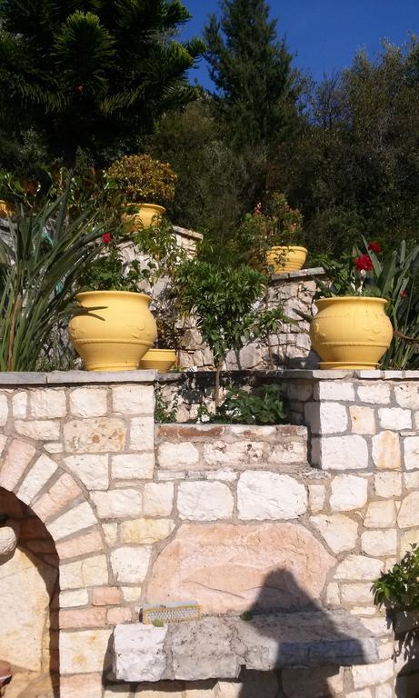 דירות מיקרוס גיאלוס Porto Poros מראה חיצוני תמונה