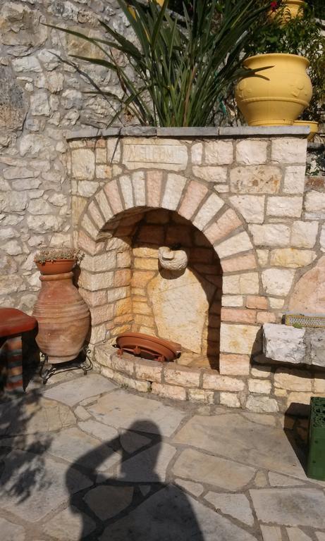 דירות מיקרוס גיאלוס Porto Poros מראה חיצוני תמונה