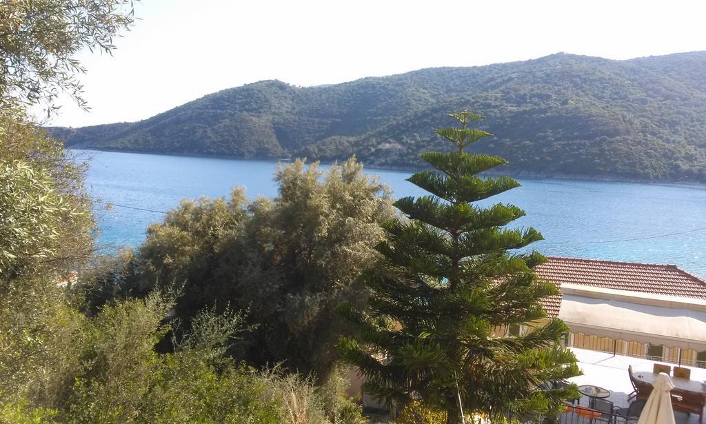 דירות מיקרוס גיאלוס Porto Poros מראה חיצוני תמונה