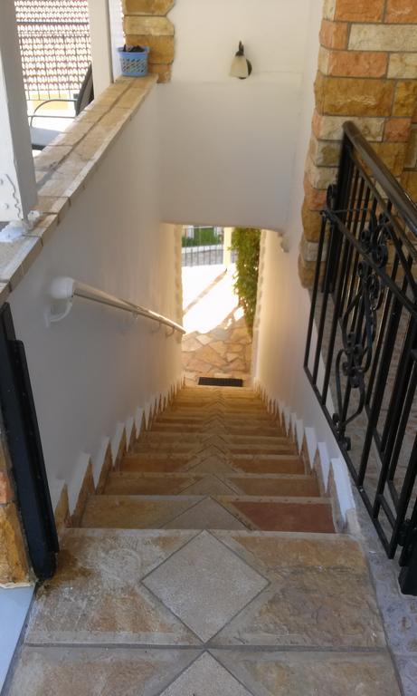 דירות מיקרוס גיאלוס Porto Poros מראה חיצוני תמונה